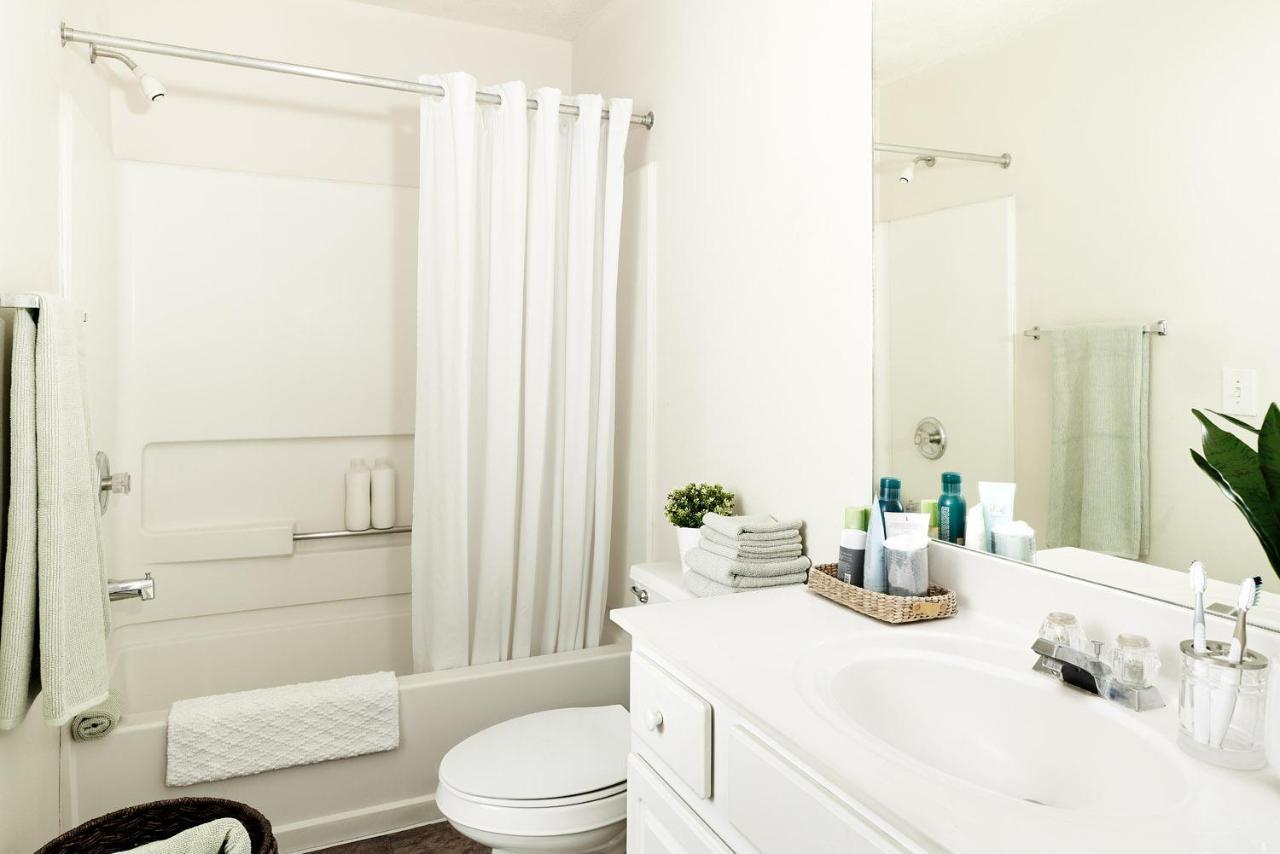 Intown Suites Extended Stay Raleigh Garner Nc エクステリア 写真