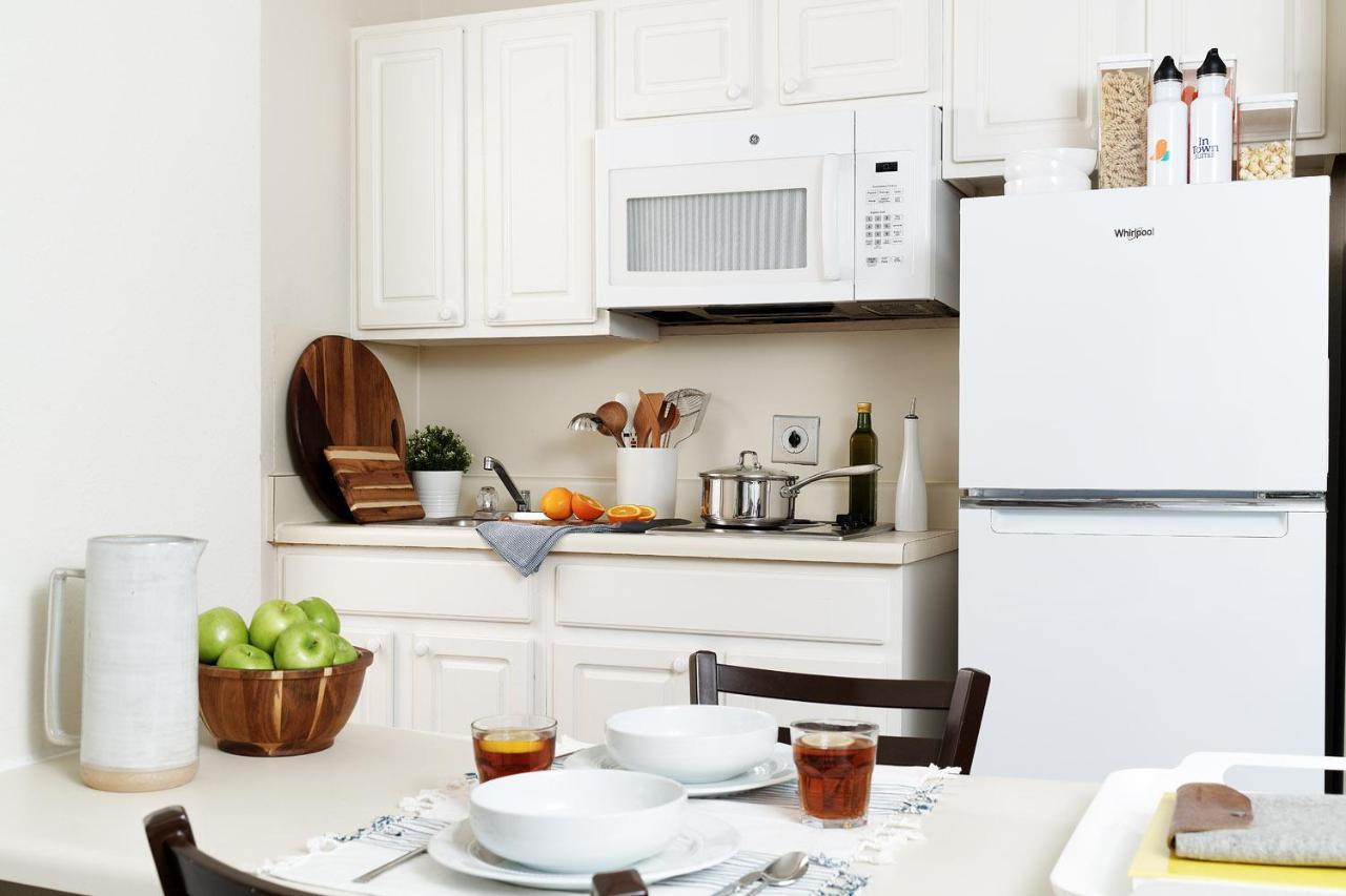 Intown Suites Extended Stay Raleigh Garner Nc エクステリア 写真